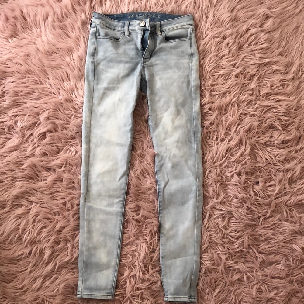 American Eagle Skinny Light Wash Jeans